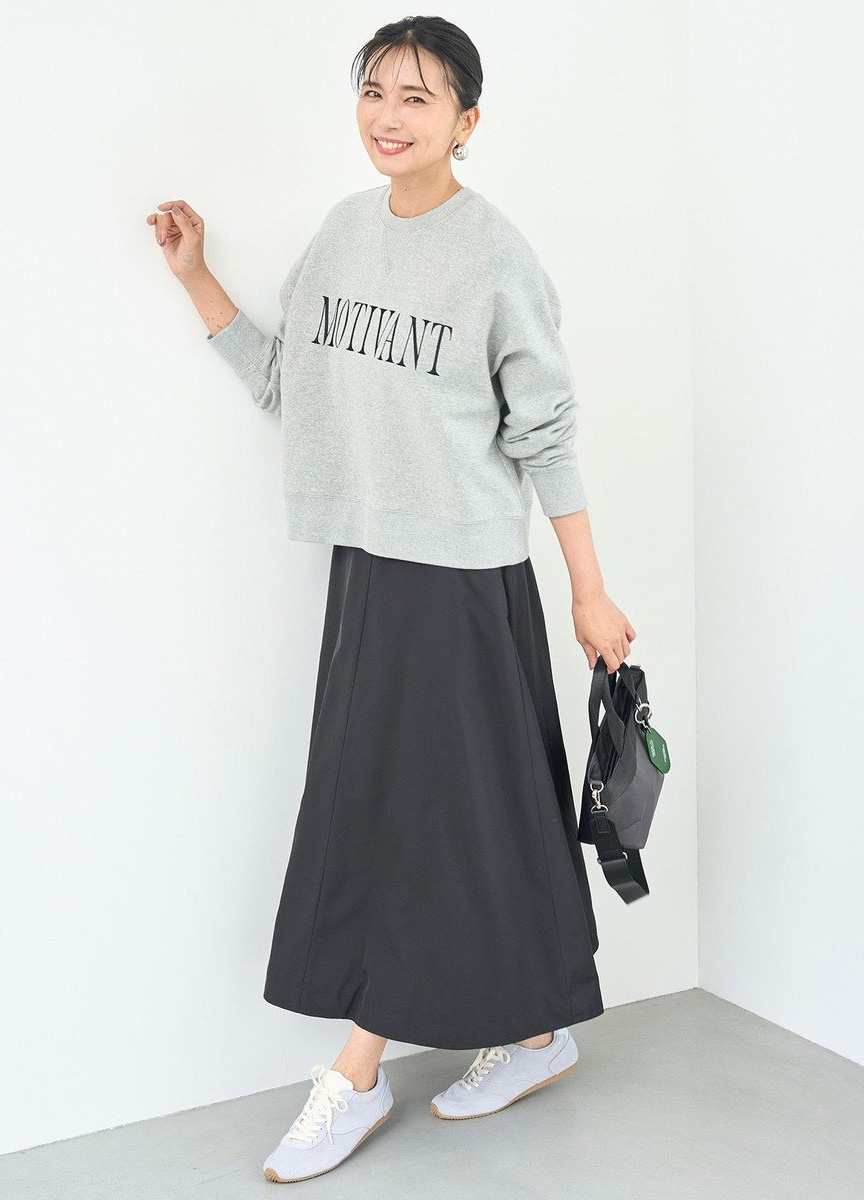 高彈力刺繡LOGO大學T